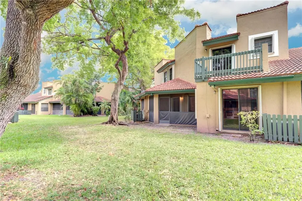 9213 W Sunrise Boulevard Plantation FL 33322
