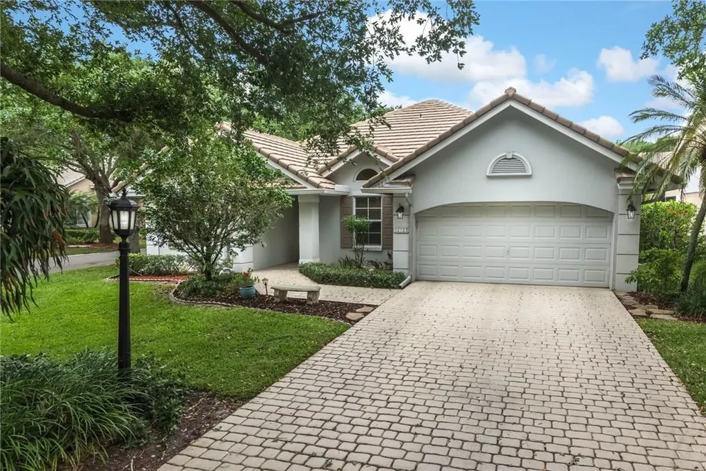 12729 NW 21st Place Coral Springs FL 33071