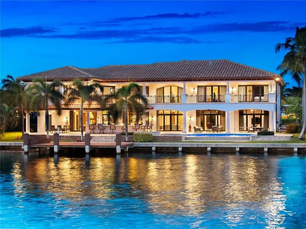 2800 NE 38th Street Fort Lauderdale FL 33308