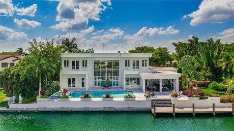 1001 Diplomat Parkway Hollywood FL 33019