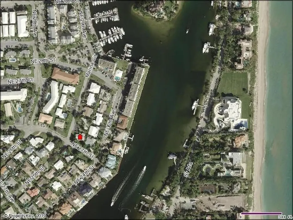 2718 NE 29th Avenue Lighthouse Point FL 33064