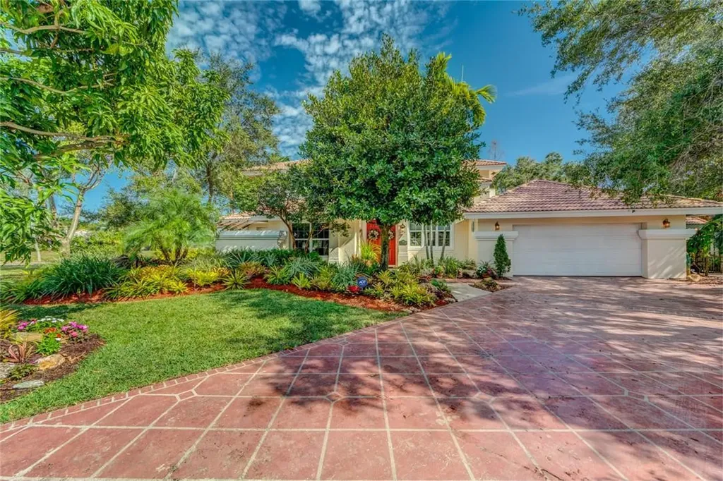 1040 SW 92nd Avenue Plantation FL 33324