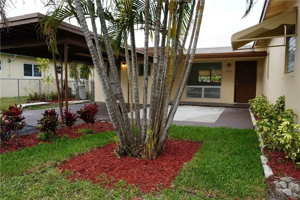 4151 SW 36th Street West Park FL 33023