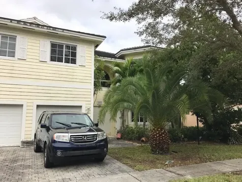 2935 NE 4th Street Homestead FL 33033