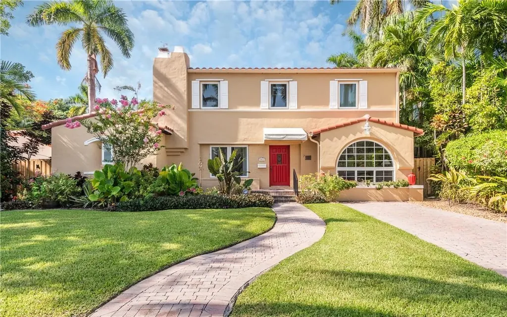 1044 Harrison Street Hollywood FL 33019