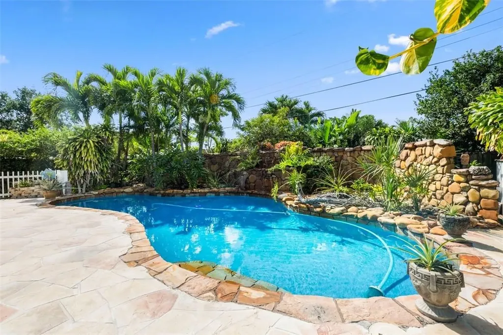 608 NW 28th Court Wilton Manors FL 33311