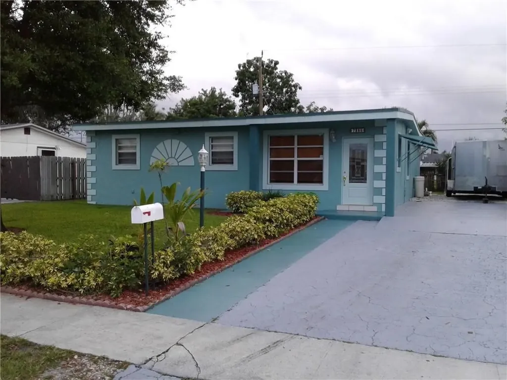 7380 Hayes Street Hollywood FL 33024