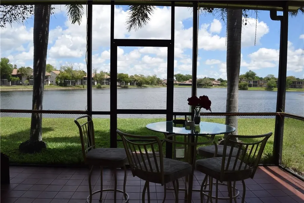 9765 NW 37th Street Sunrise FL 33351