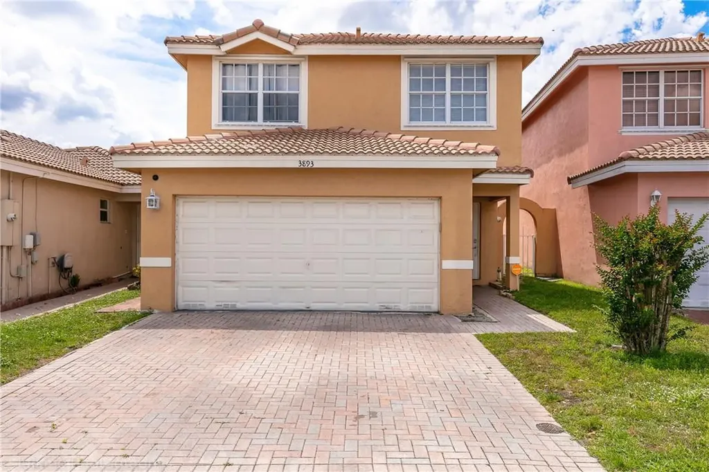 3893 NW 67th Way Lauderhill FL 33319