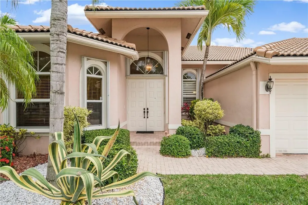 5065 NW 125th Avenue Coral Springs FL 33076