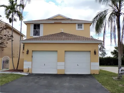 2101 NW 184th Terrace Pembroke Pines FL 33029