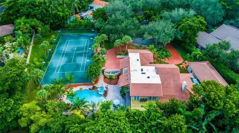 10163 Vestal Court Coral Springs FL 33071