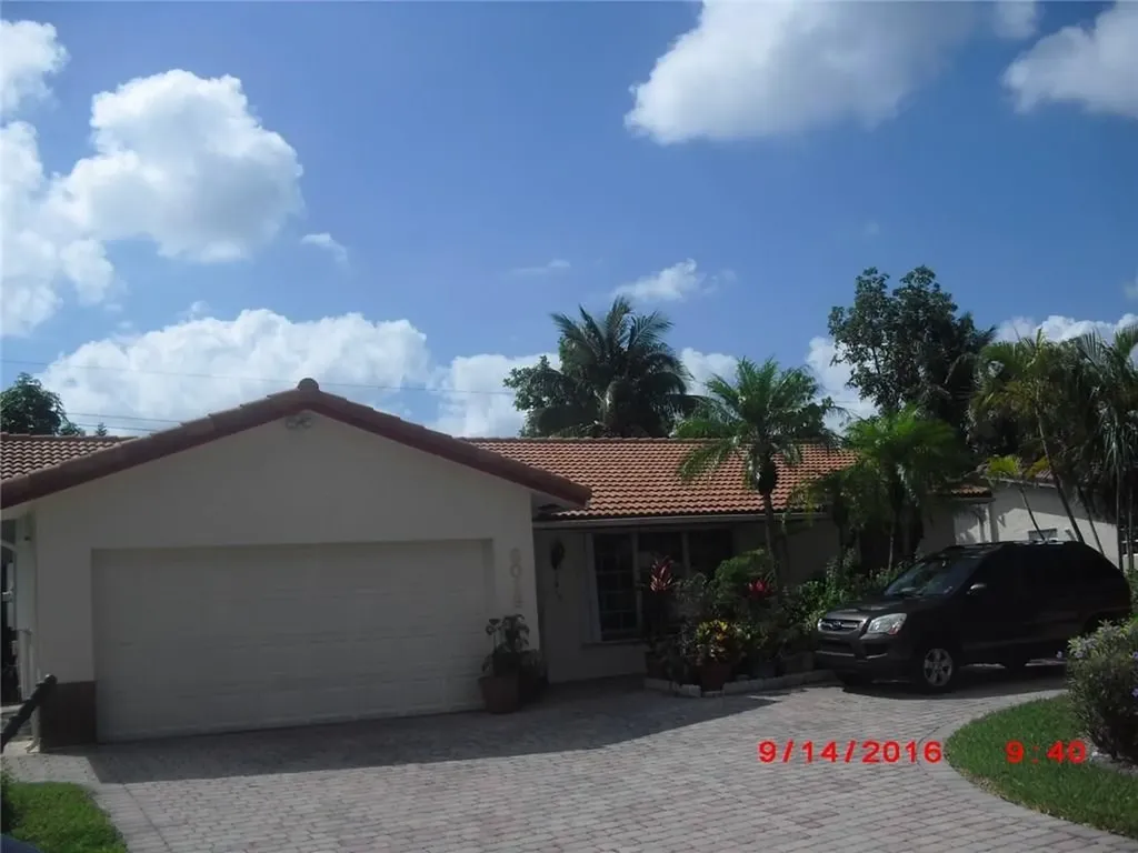 8016 NW 43rd Street Coral Springs FL 33065