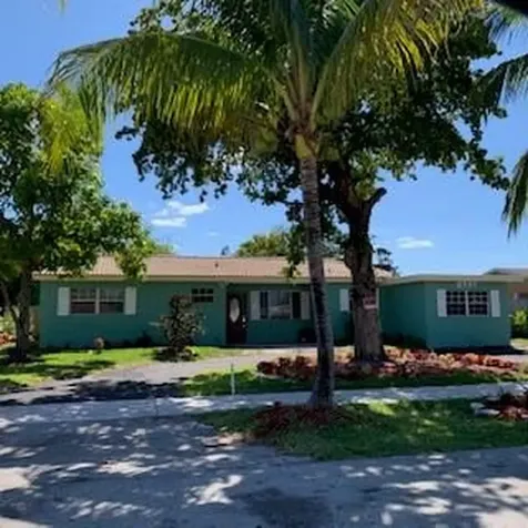 2731 NE 2nd Avenue Pompano Beach FL 33064
