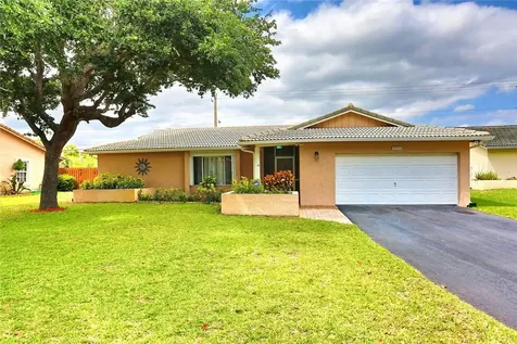 9703 NW 28th Place Coral Springs FL 33065