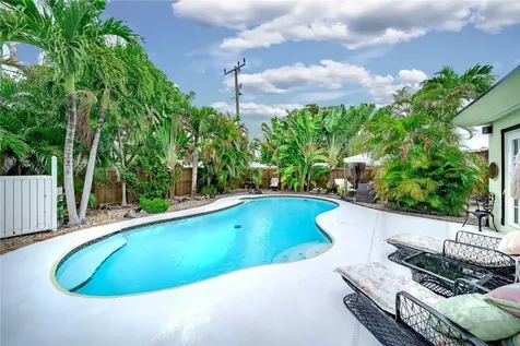 716 SW 9th Street Hallandale Beach FL 33009