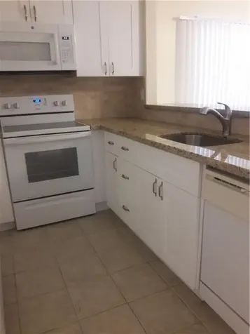 7261 SW 42nd Court Davie FL 33314