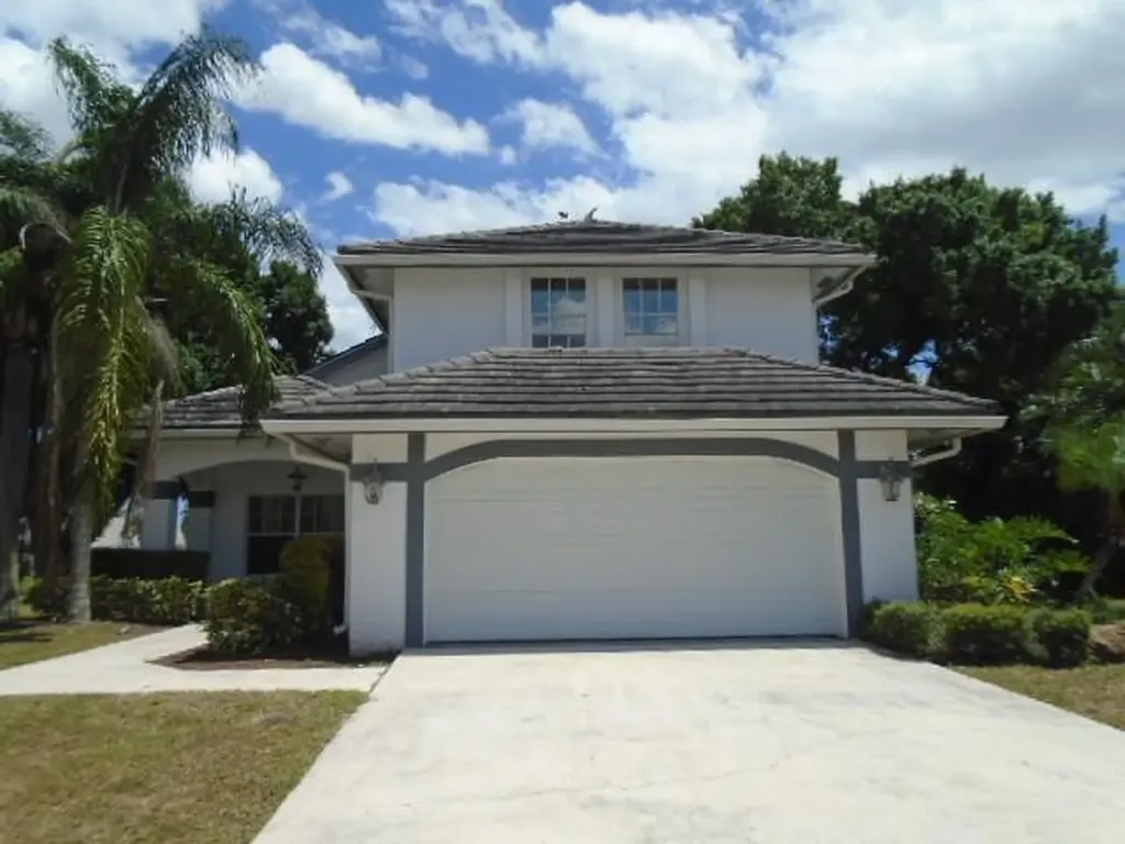 8672 Rosalie Court Boynton Beach FL 33472