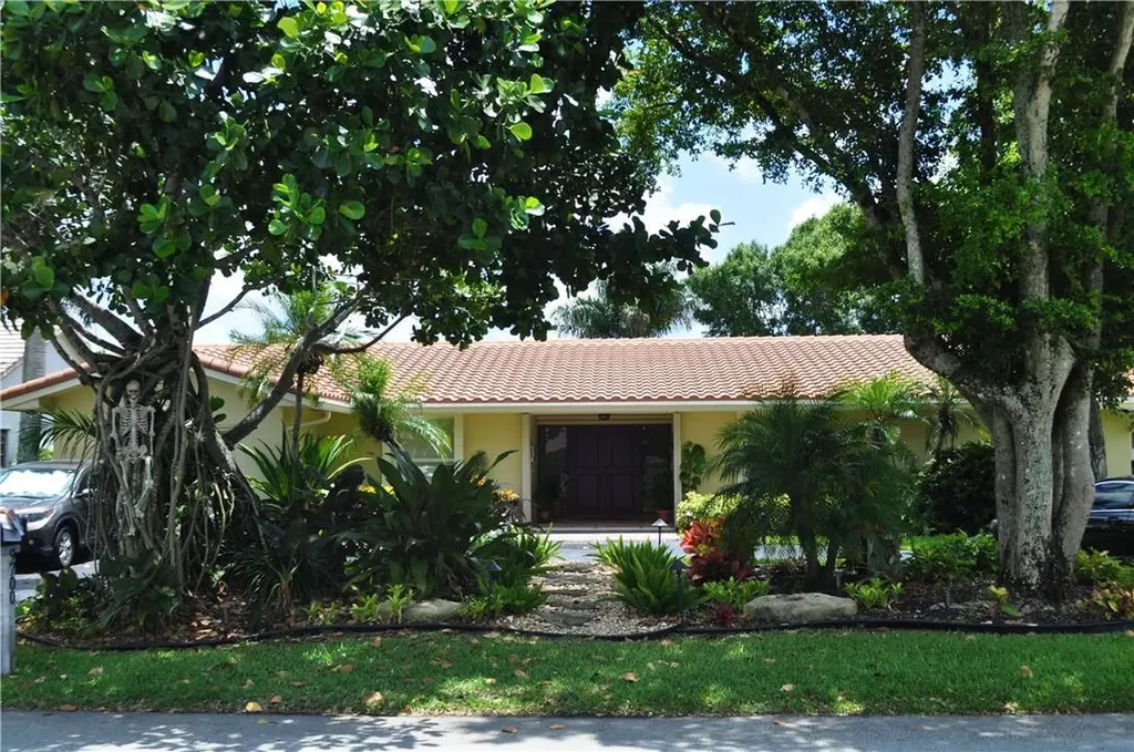 9700 Weathervane Manor Plantation FL 33324