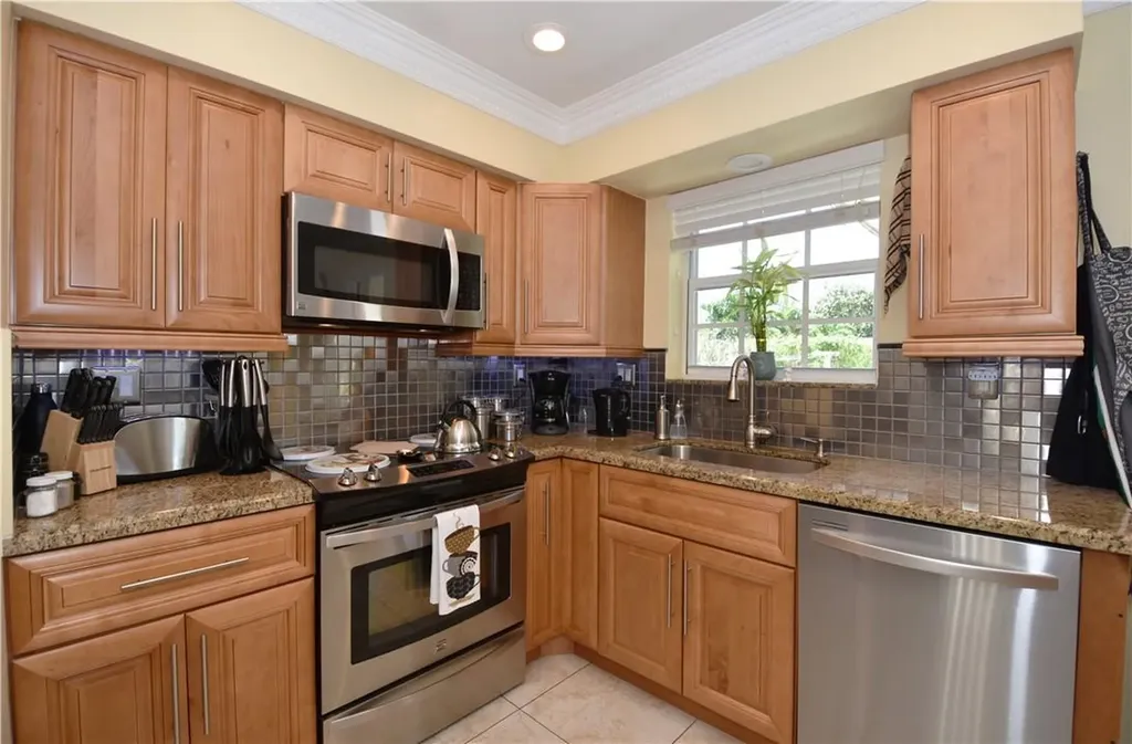5314 Redwood Road Plantation FL 33317
