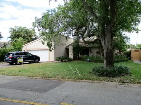 220 NW 86th Terrace Coral Springs FL 33071