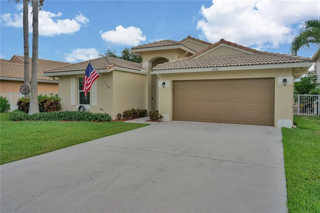 6430 NW 41st Terrace Coconut Creek FL 33073