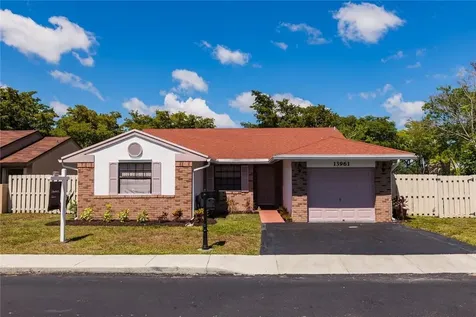 13961 Beechwood Court Davie FL 33325
