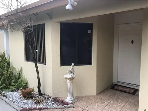 900 Magnolia Avenue North Lauderdale FL 33068