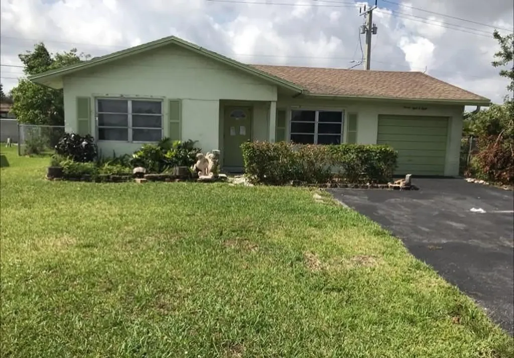9808 NW 70th Street Tamarac FL 33321