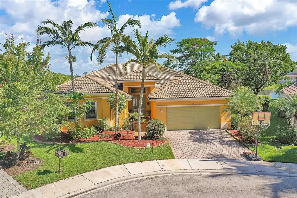 1413 Crossbill Court Weston FL 33327