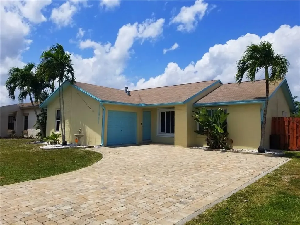 11841 NW 35th Street Sunrise FL 33323