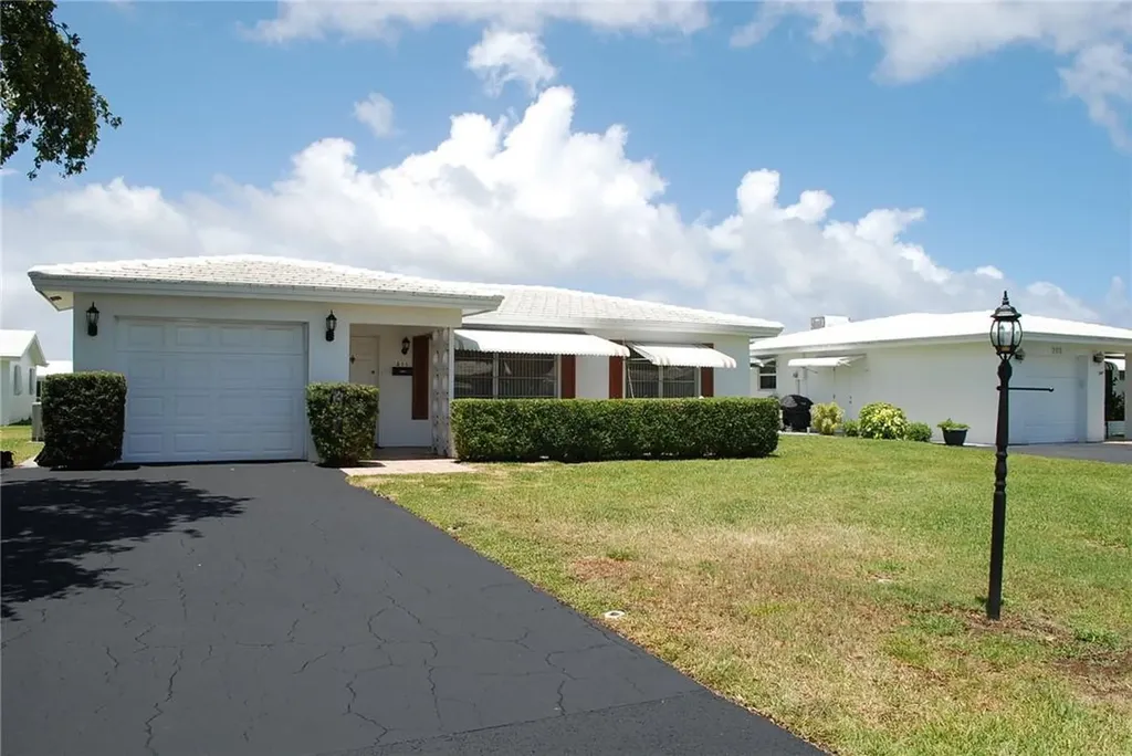 211 Leisure Boulevard Pompano Beach FL 33064