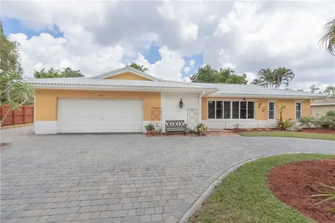 7521 NW 9th Street Plantation FL 33317