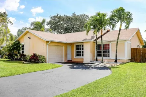 501 NW 86th Avenue Pembroke Pines FL 33024