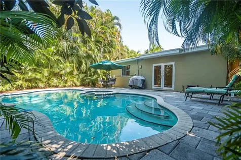 1026 Lincoln Street Hollywood FL 33019