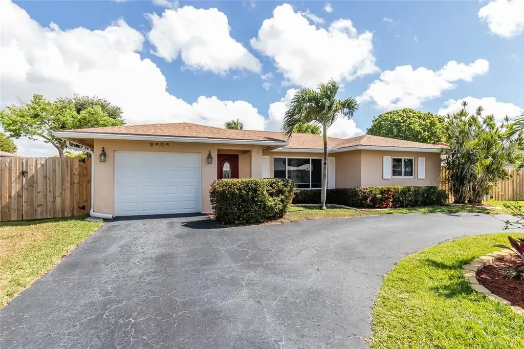 9605 NW 66th Street Tamarac FL 33321
