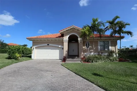 18871 SW 77th Court Cutler Bay FL 33157