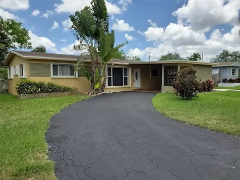 3912 Cleveland Street Hollywood FL 33021