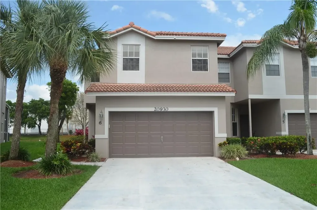 20930 Via Oleander Boca Raton FL 33428