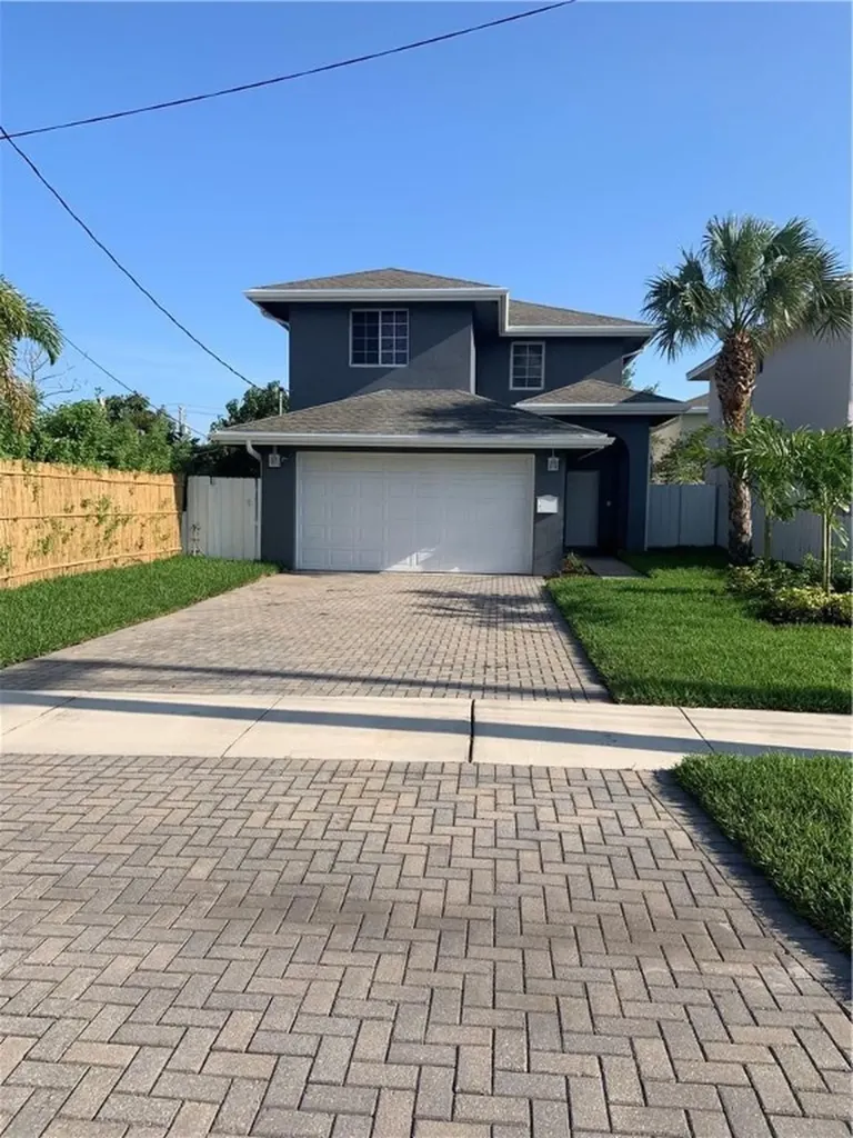 320 NE 36th Street Oakland Park FL 33334