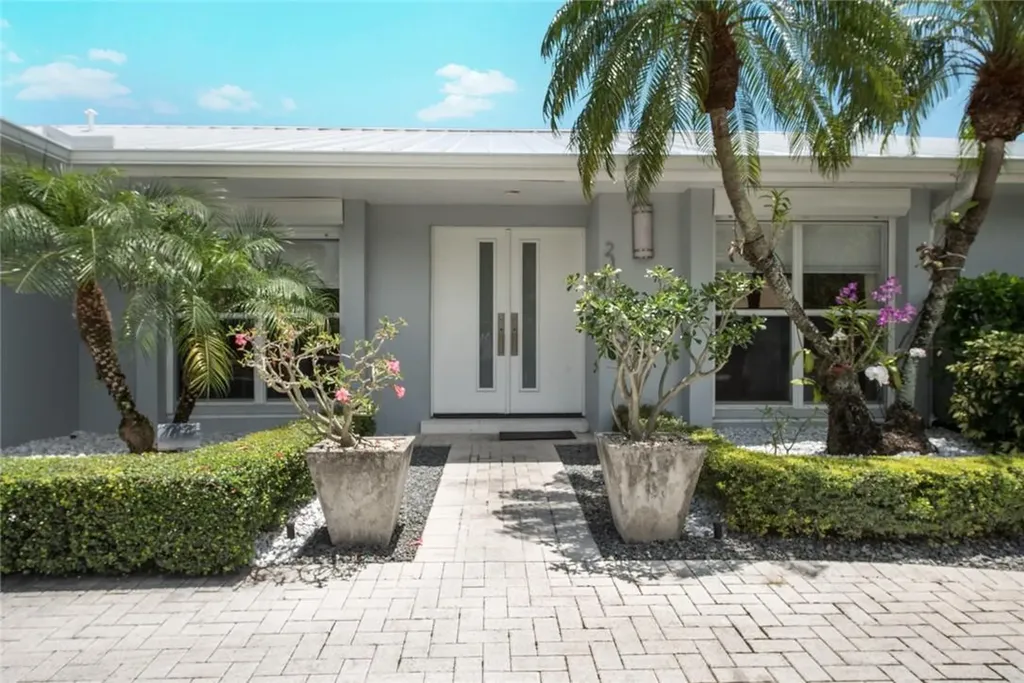 21171 NE 22nd Court Miami FL 33180