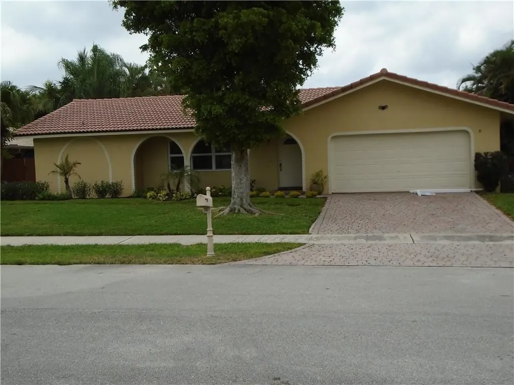 2390 NW 31st Street Boca Raton FL 33431