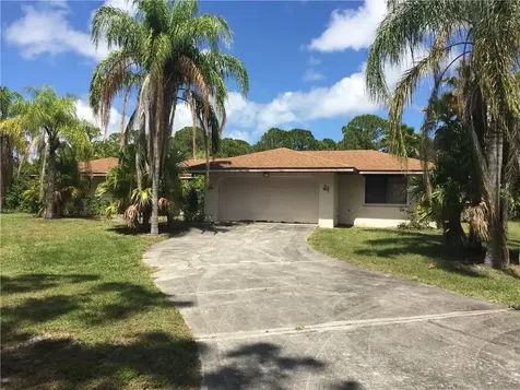 5812 Pinetree Drive Fort Pierce FL 34982