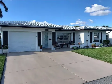 8209 NW 58th Place Tamarac FL 33321