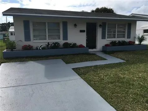 4922 NW 52nd Court Tamarac FL 33319