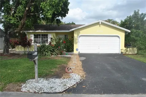 2353 NW 98th Terrace Coral Springs FL 33065