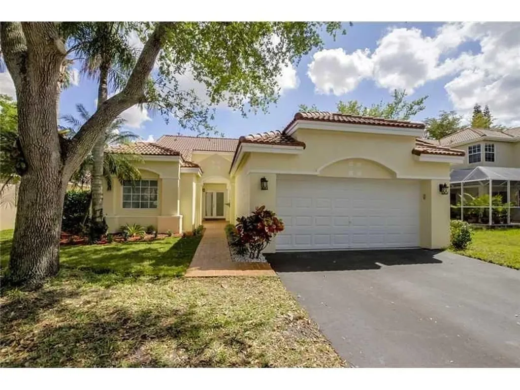 1311 Bayview Circle Weston FL 33326