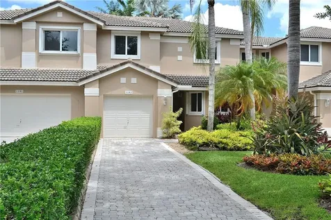 1183 SW 158th Avenue Pembroke Pines FL 33027