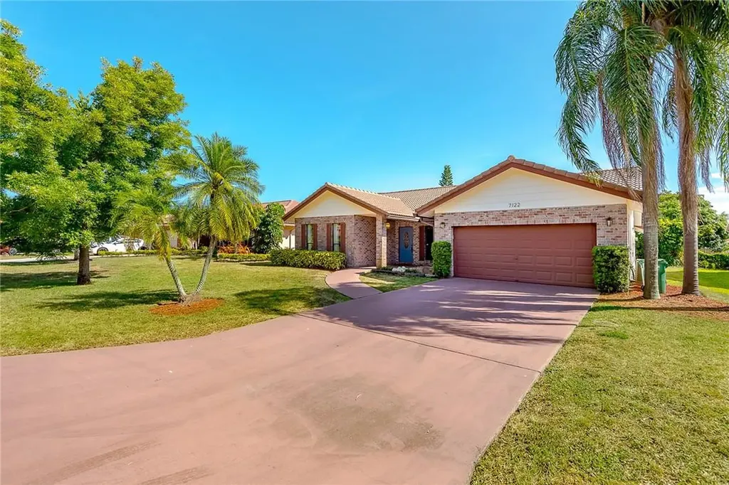 7122 NW 42nd Court Coral Springs FL 33065