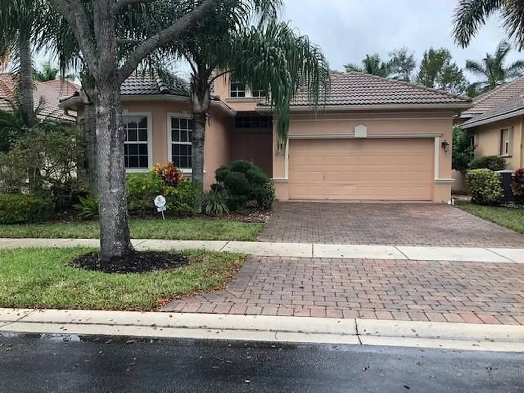 7089 Palazzo Reale Boynton Beach FL 33437